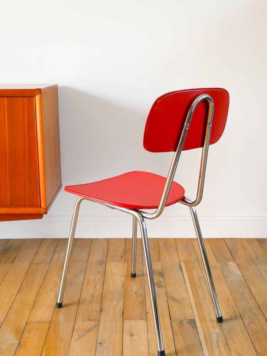 Chaise en skaï rouge et chrome, 1970