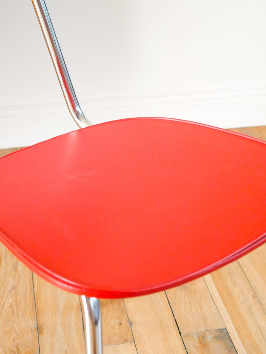 Chaise en skaï rouge et chrome, 1970