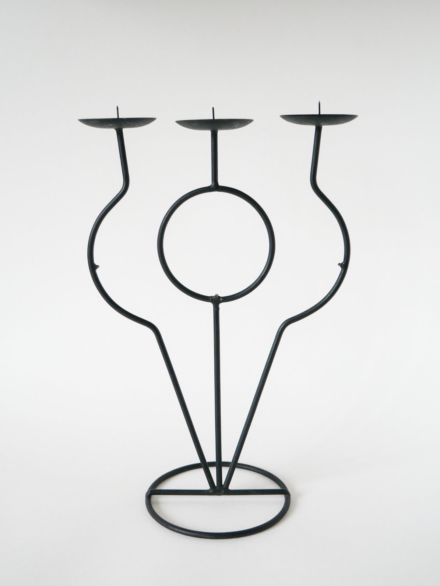 Paire de bougeoirs en fer forgé, forme libre, Brutaliste, 1970