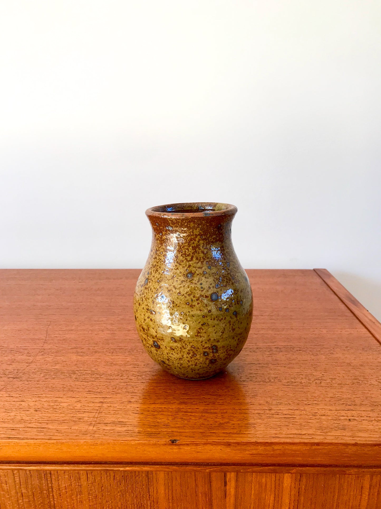 Vase en céramique / grès artisanal années 70