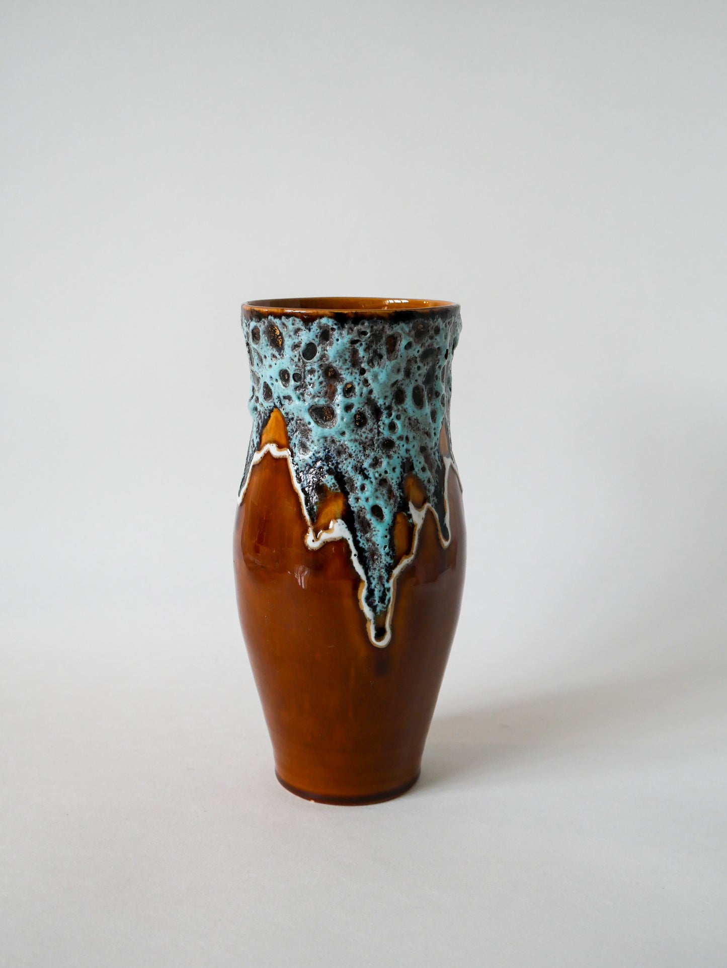 Vase en céramique et Fat Lava marron et bleu Germany 1970