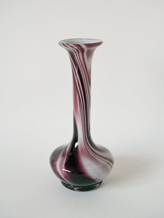 Grand vase en opaline violet et blanc style Murano 1960