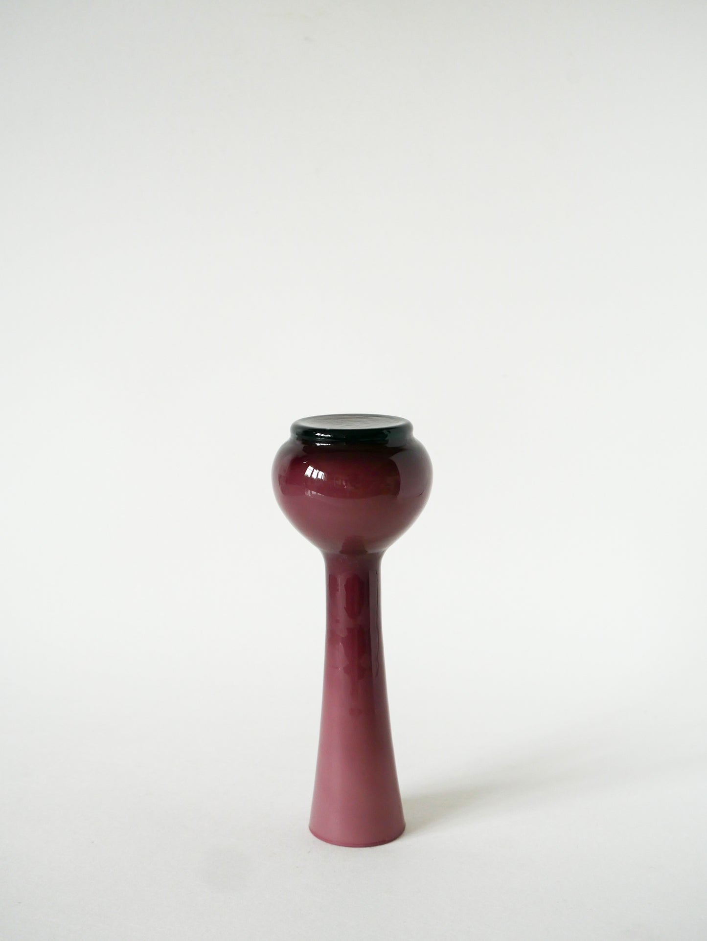 Petit vase en opaline, Violet, 1960