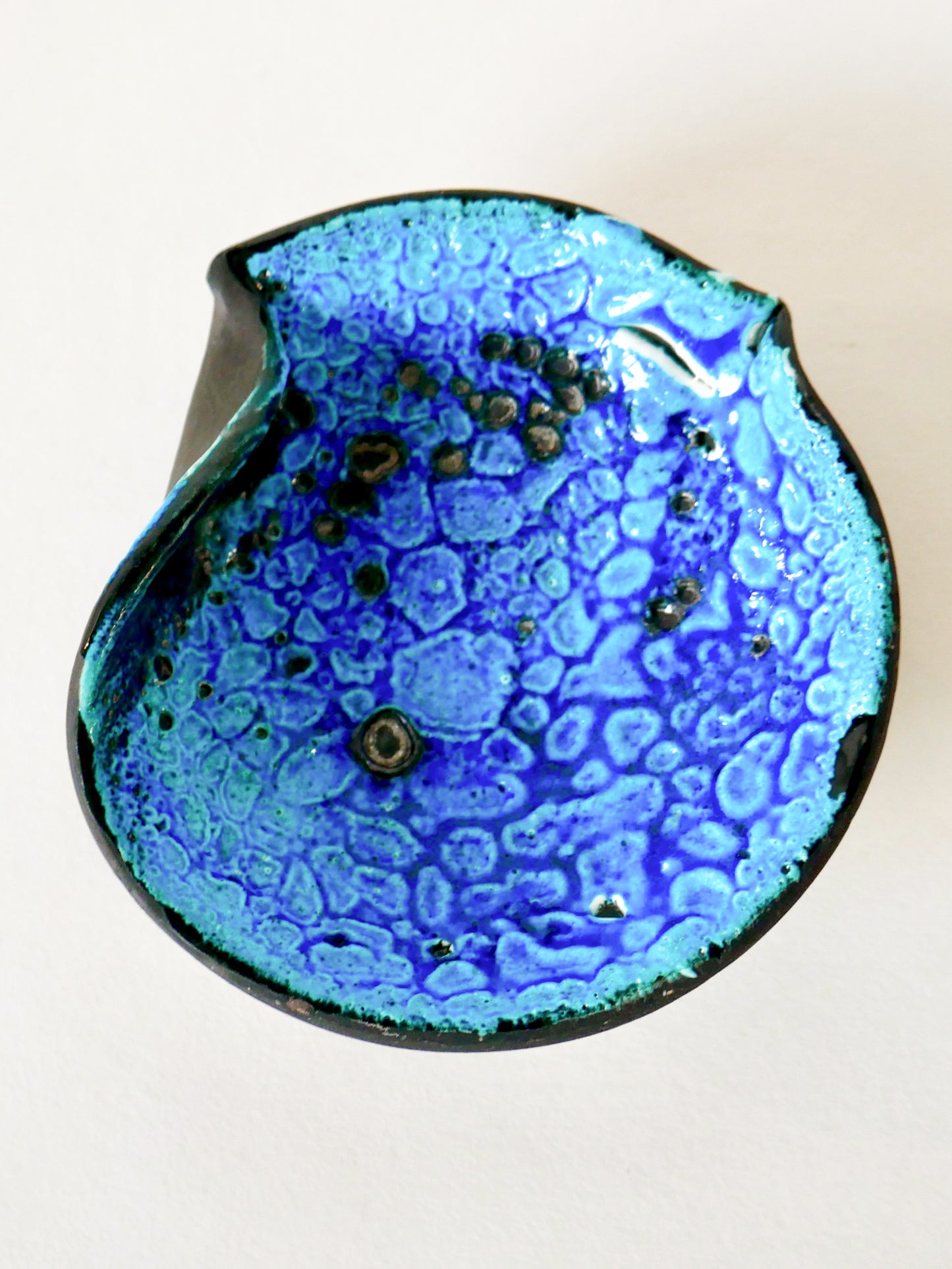 Cendrier en céramique rond Fat Lava bleu, 1970