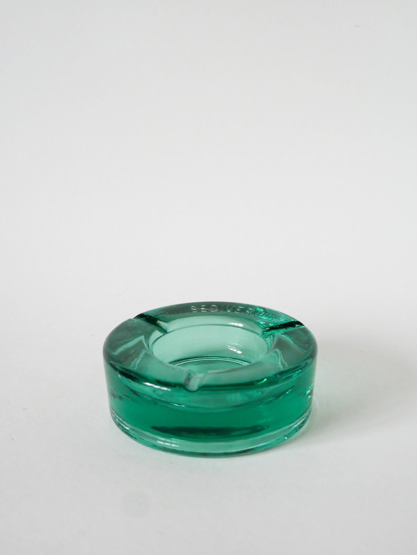 Cendrier en verre moulé Sendiver, Vert, 1970