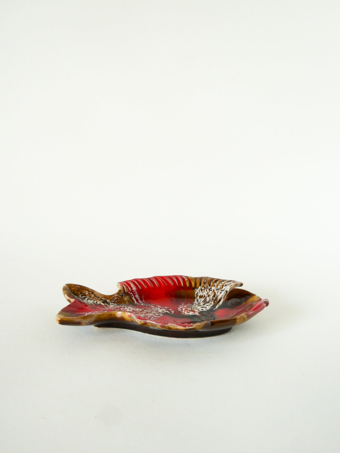 Vide-poche en céramique forme poisson, Orange et Marron, Vallauris, 1970