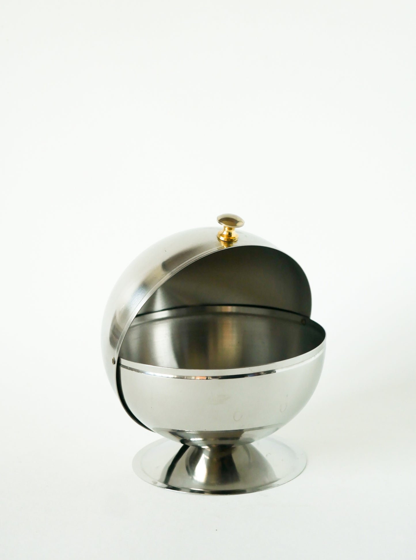 Sucrier en inox avec bouton doré, Design, 1970