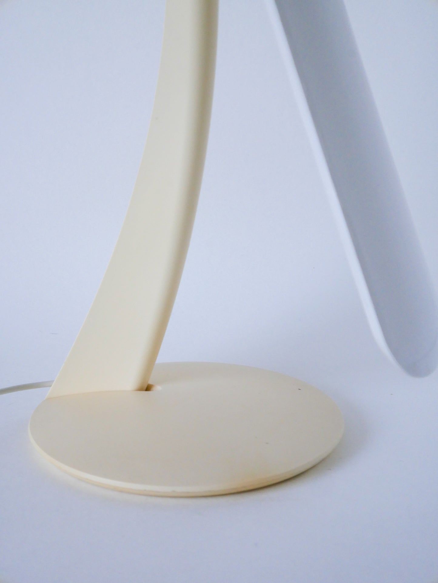 Lampe toucan en plastique, Design, 1980