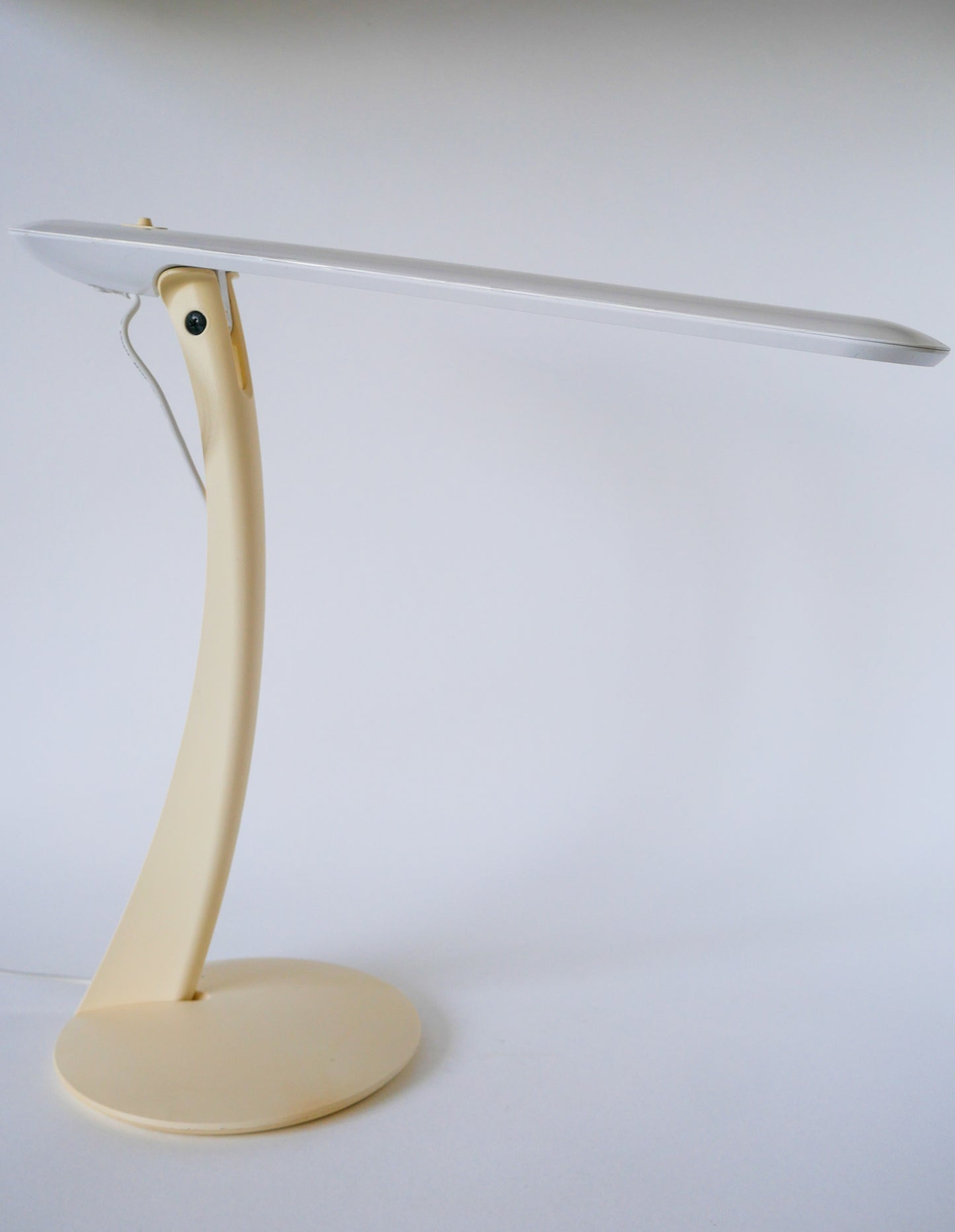 Lampe toucan en plastique, Design, 1980