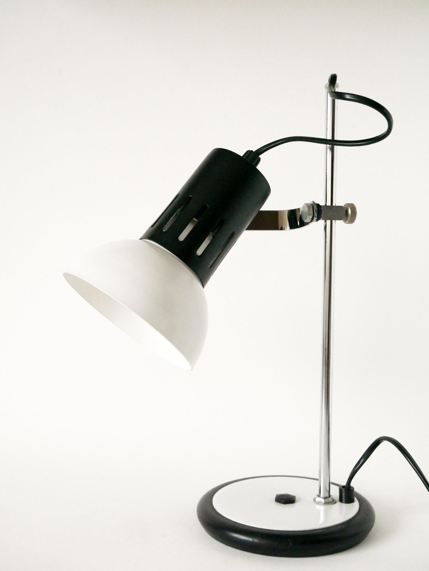 Lampe de bureau articulée en métal laqué blanc, pivotante, Design, 1970