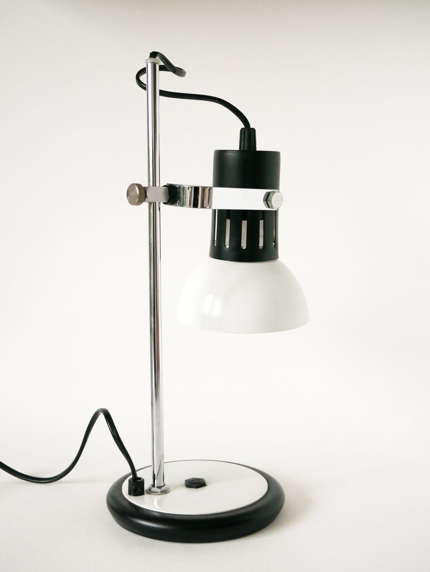 Lampe de bureau articulée en métal laqué blanc, pivotante, Design, 1970