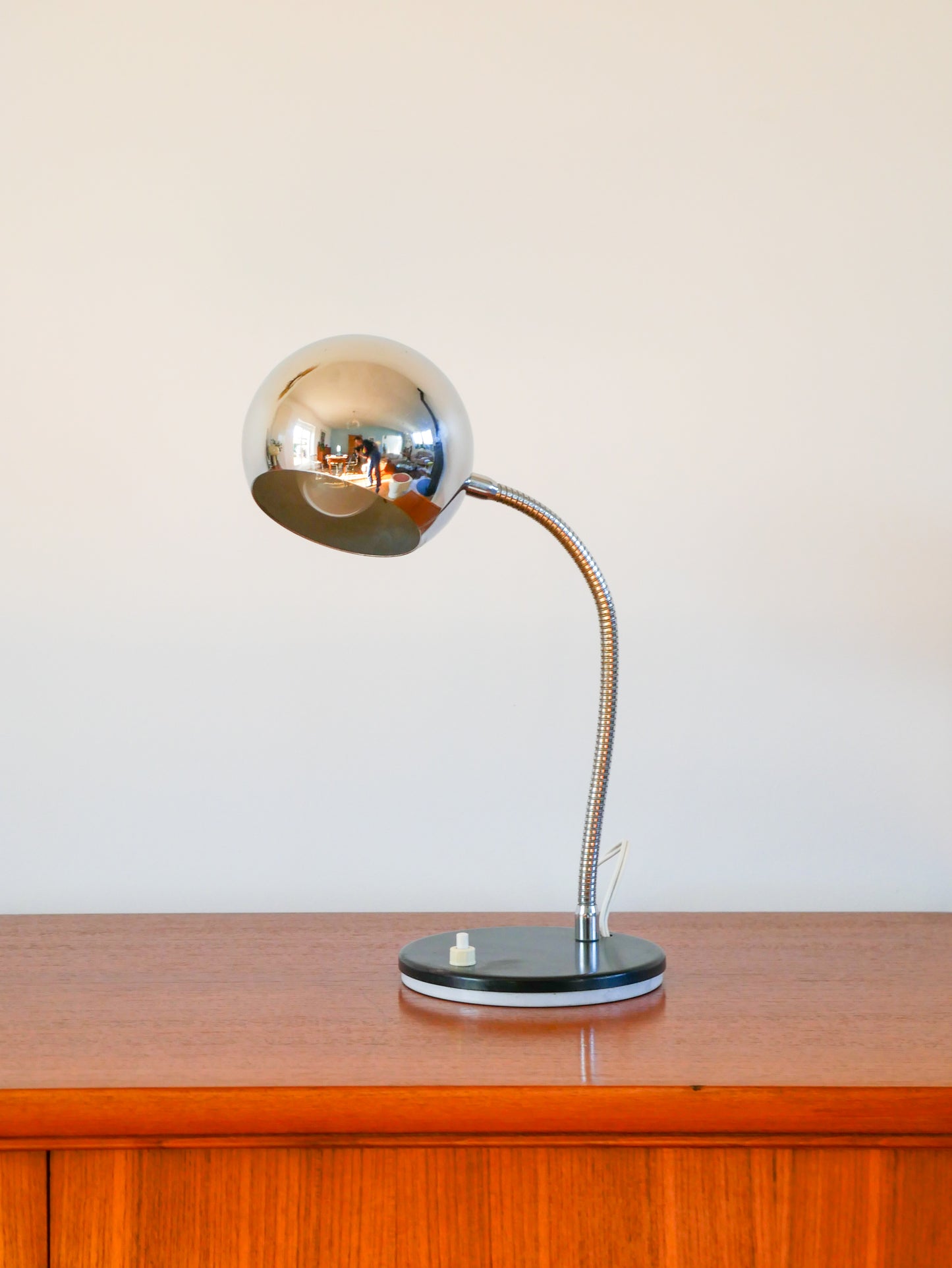 Lampe de bureau Eyeball en métal chromé, Design, 1970