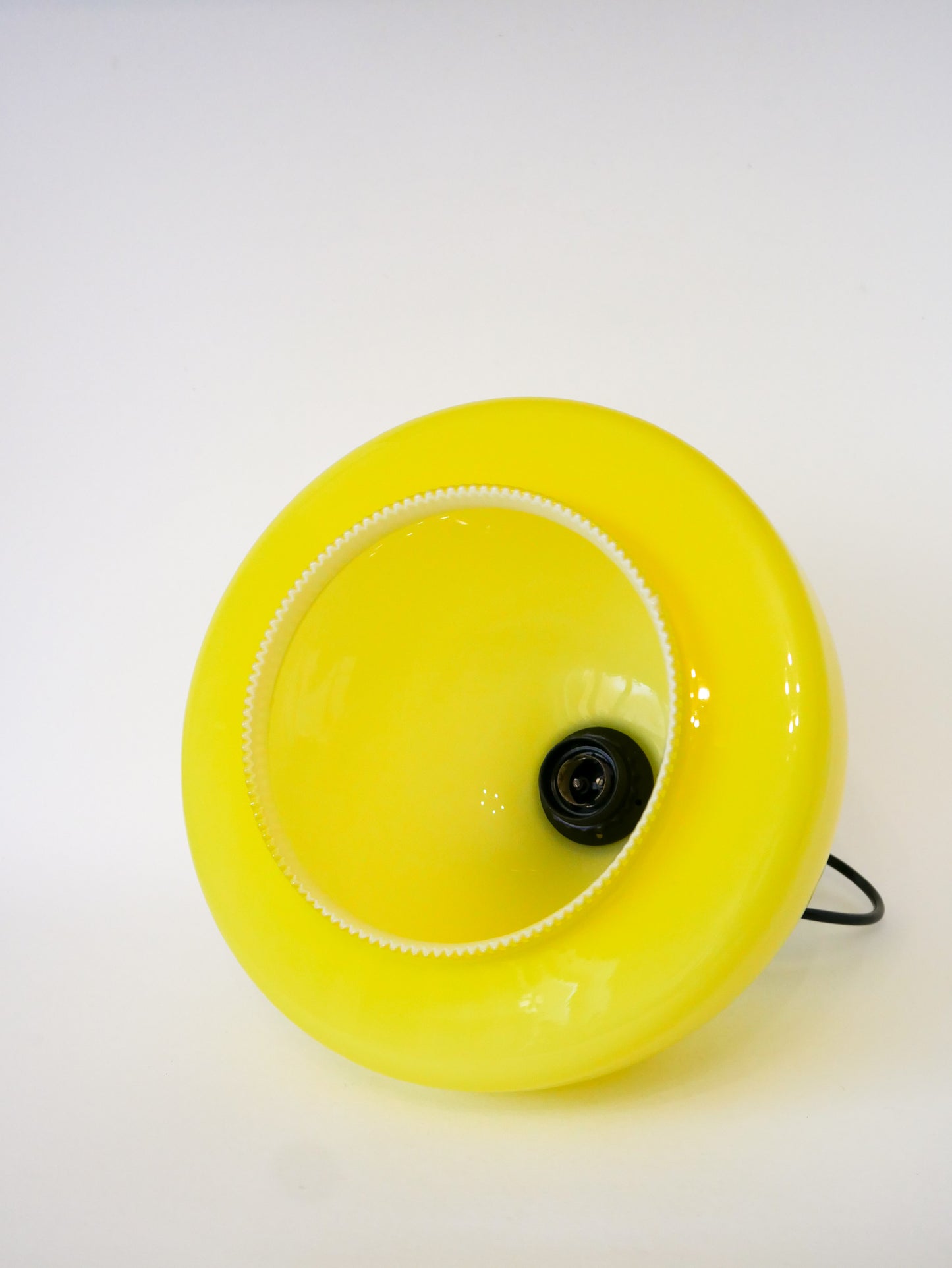 Suspension en opaline jaune Mushroom design, 1970