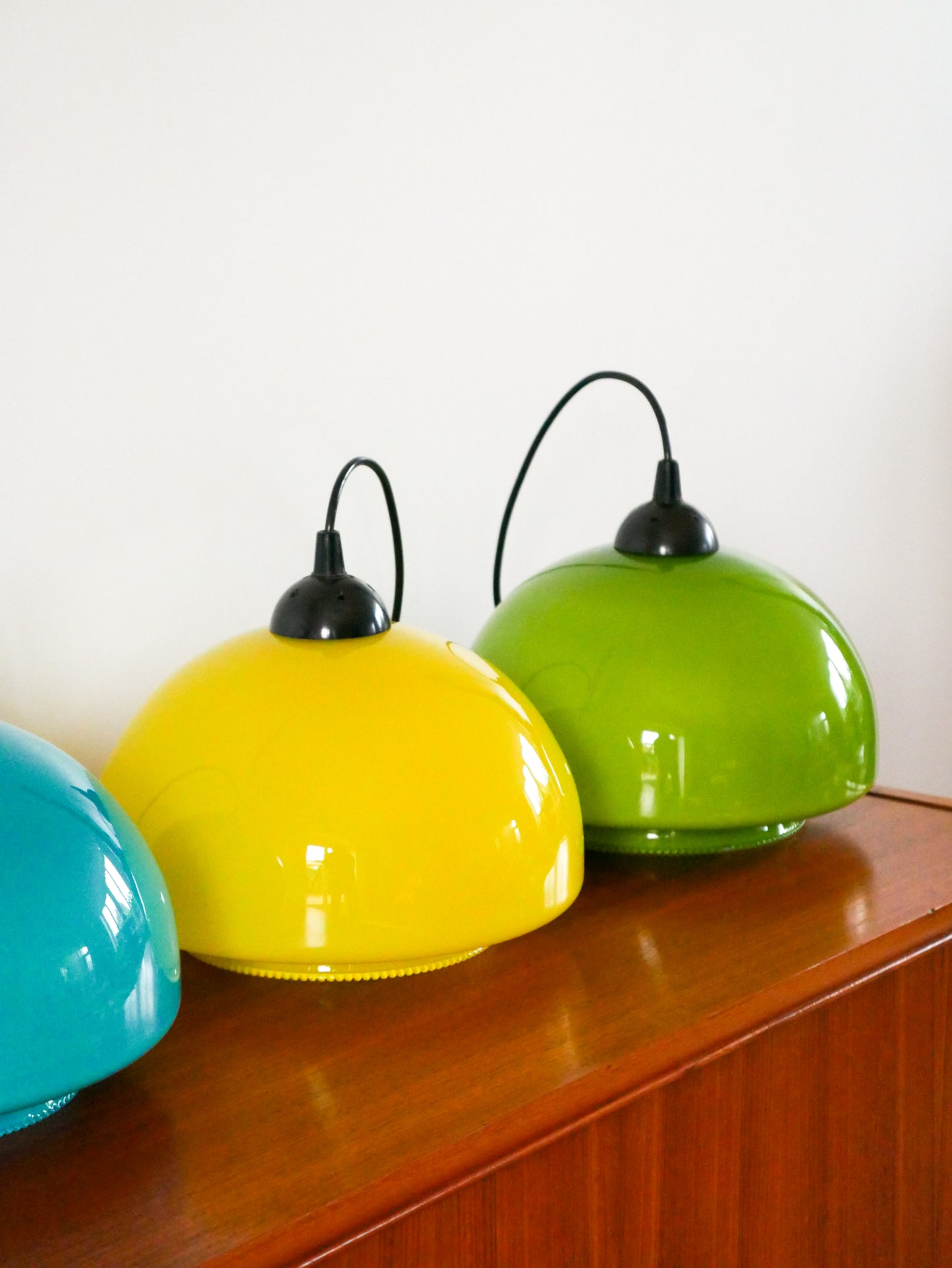 Suspension en opaline jaune Mushroom design, 1970