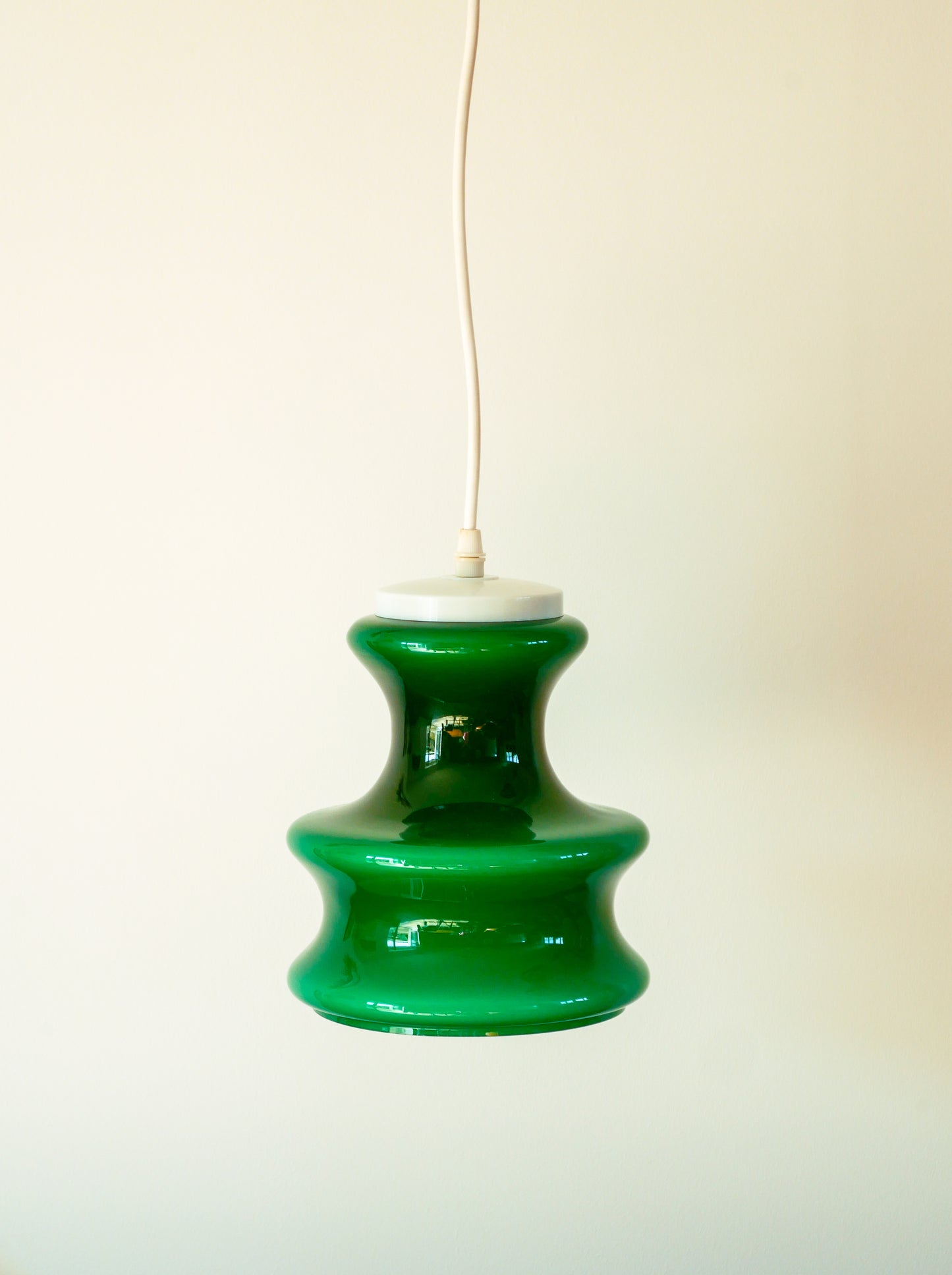 Suspension en opaline vert Design 1970