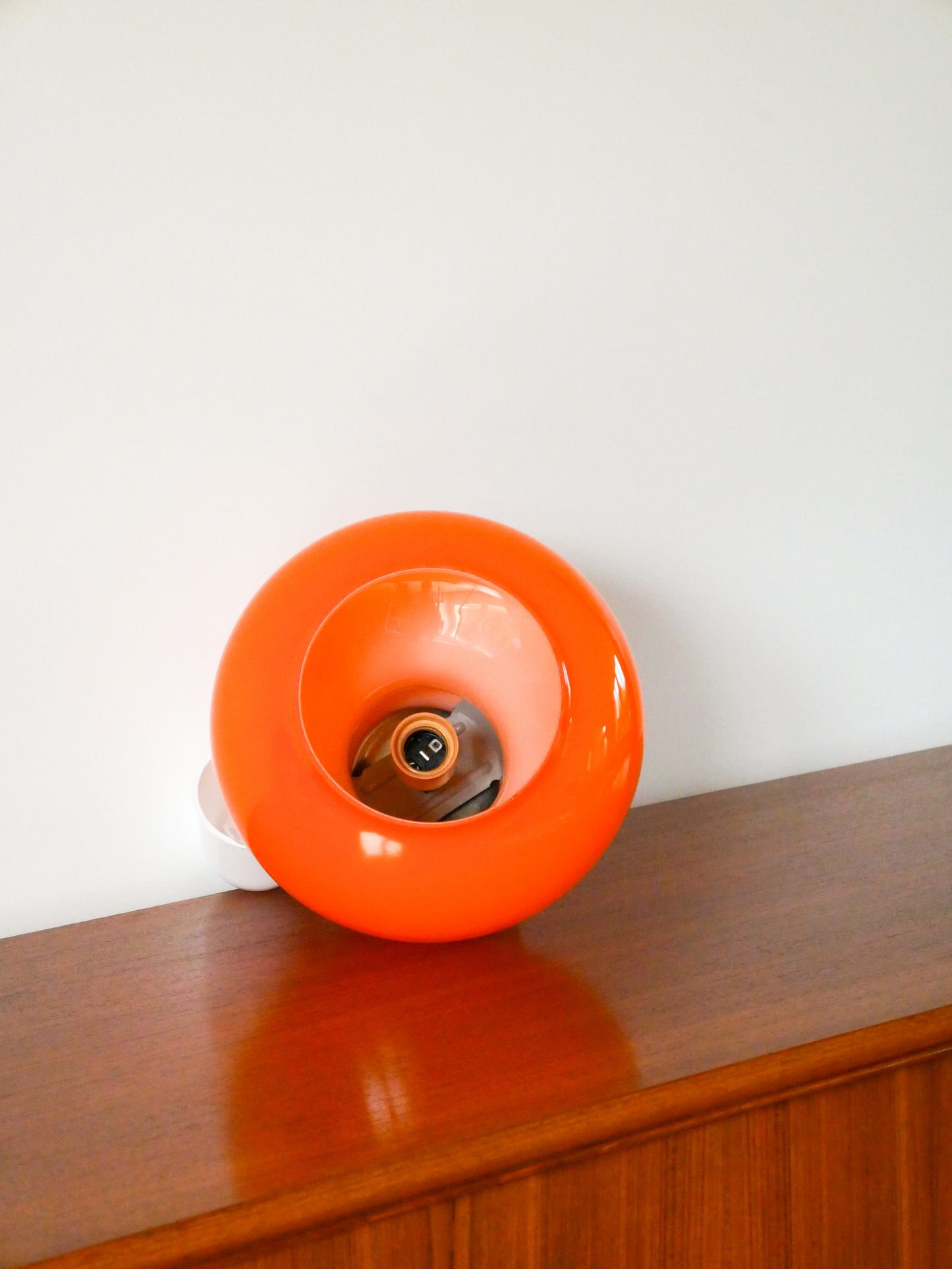 Suspension en opaline et chrome, Orange, Design, 1970