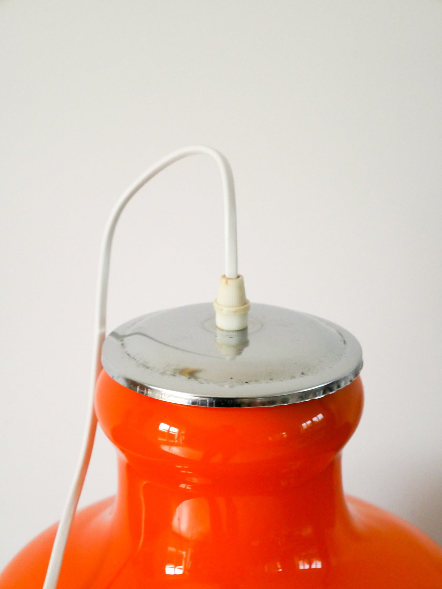 Suspension en opaline et chrome, Orange, Design, 1970