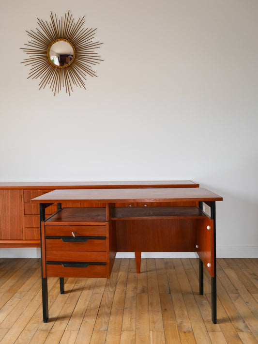 Bureau scandinave en placage chêne métal noir, Design Moderniste, 1960