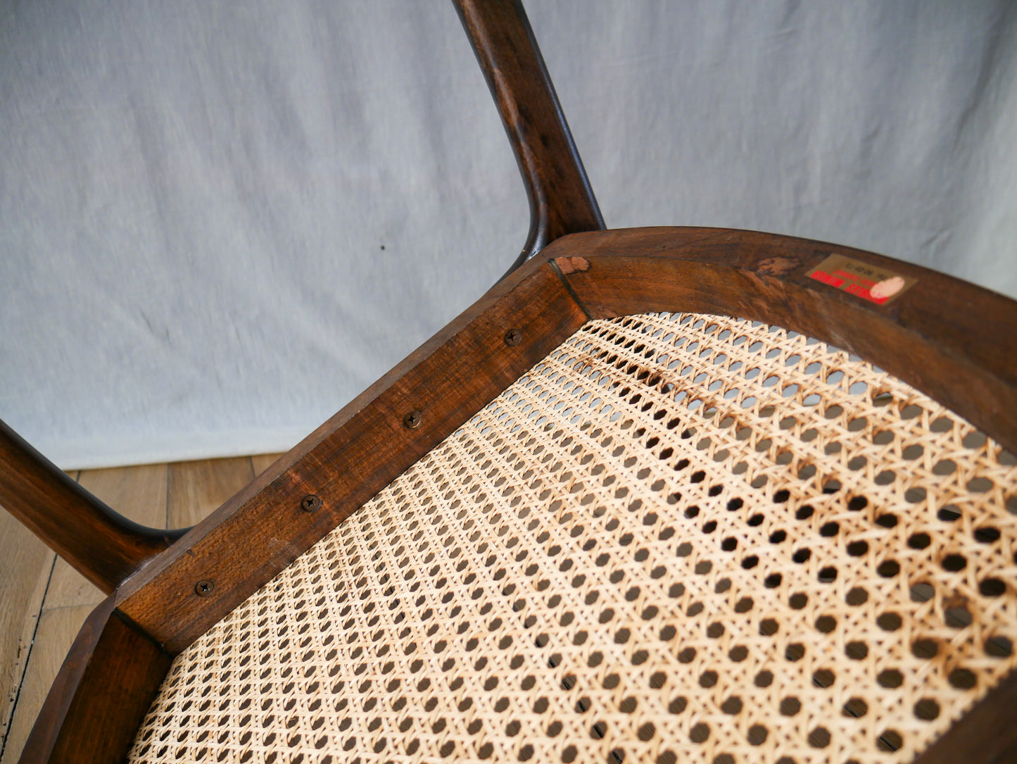 Chaise design traineau en bois courbé et cannage baumann 1950