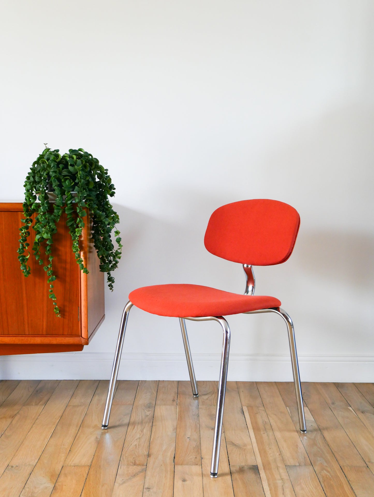 Ensemble de 4 chaises Strafor par Pierre Paulin, retapissées Orange, 1970