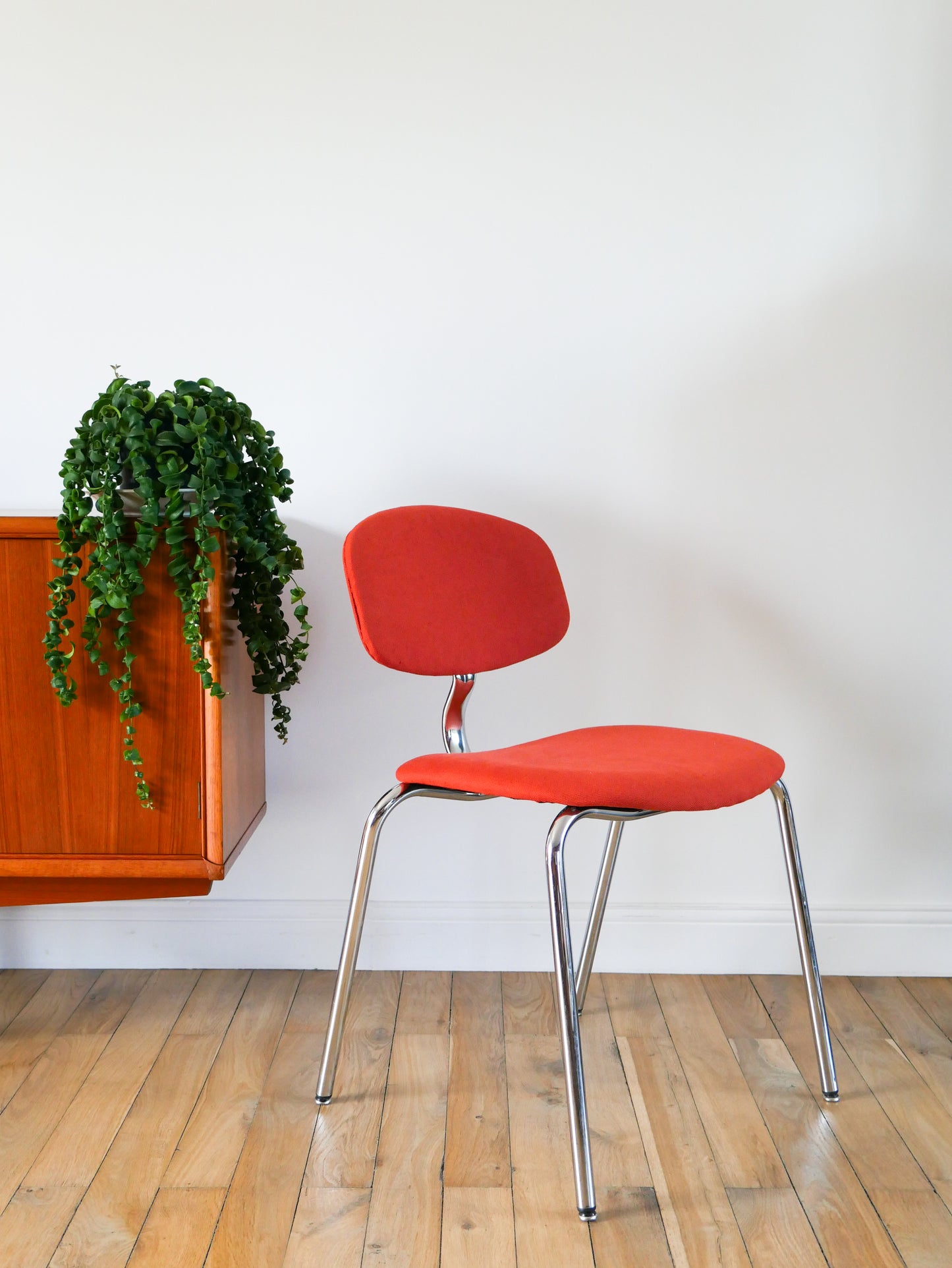 Ensemble de 4 chaises Strafor par Pierre Paulin, retapissées Orange, 1970