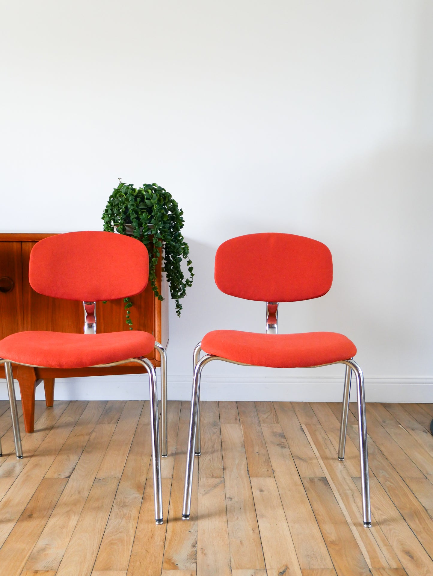 Ensemble de 4 chaises Strafor par Pierre Paulin, retapissées Orange, 1970