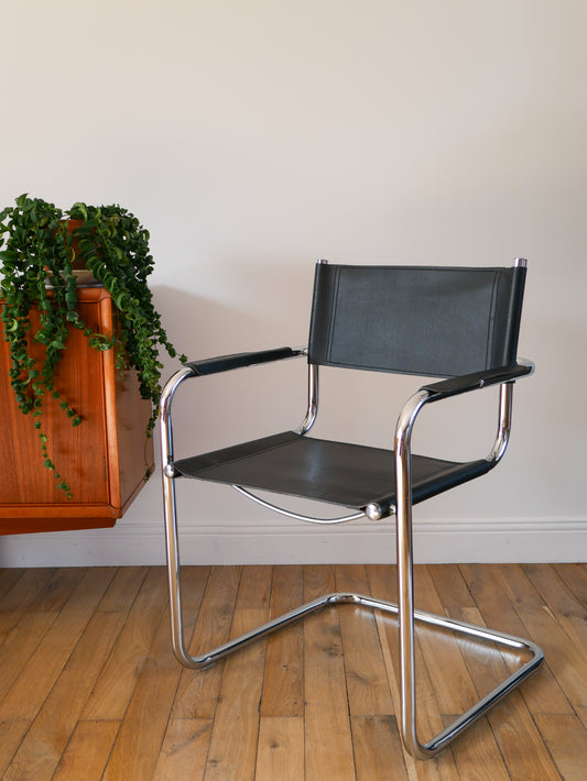 Fauteuil tubulaire en croute de cuir Cantilever chrome et Noir, dans le goût de Mart Stam & Marcel Breuer S34, 1970