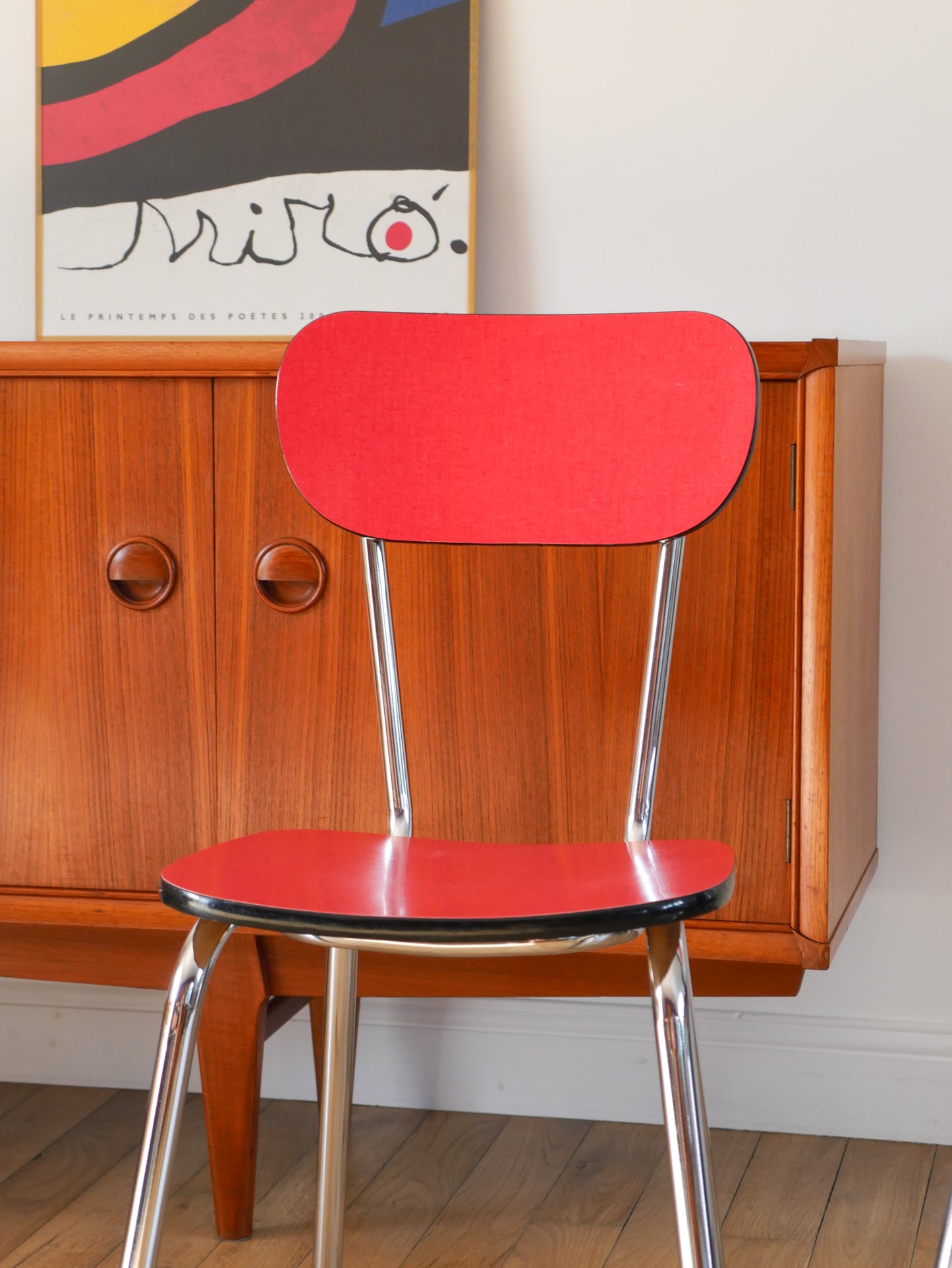 Paire de chaises en formica rouge et chrome, 1970