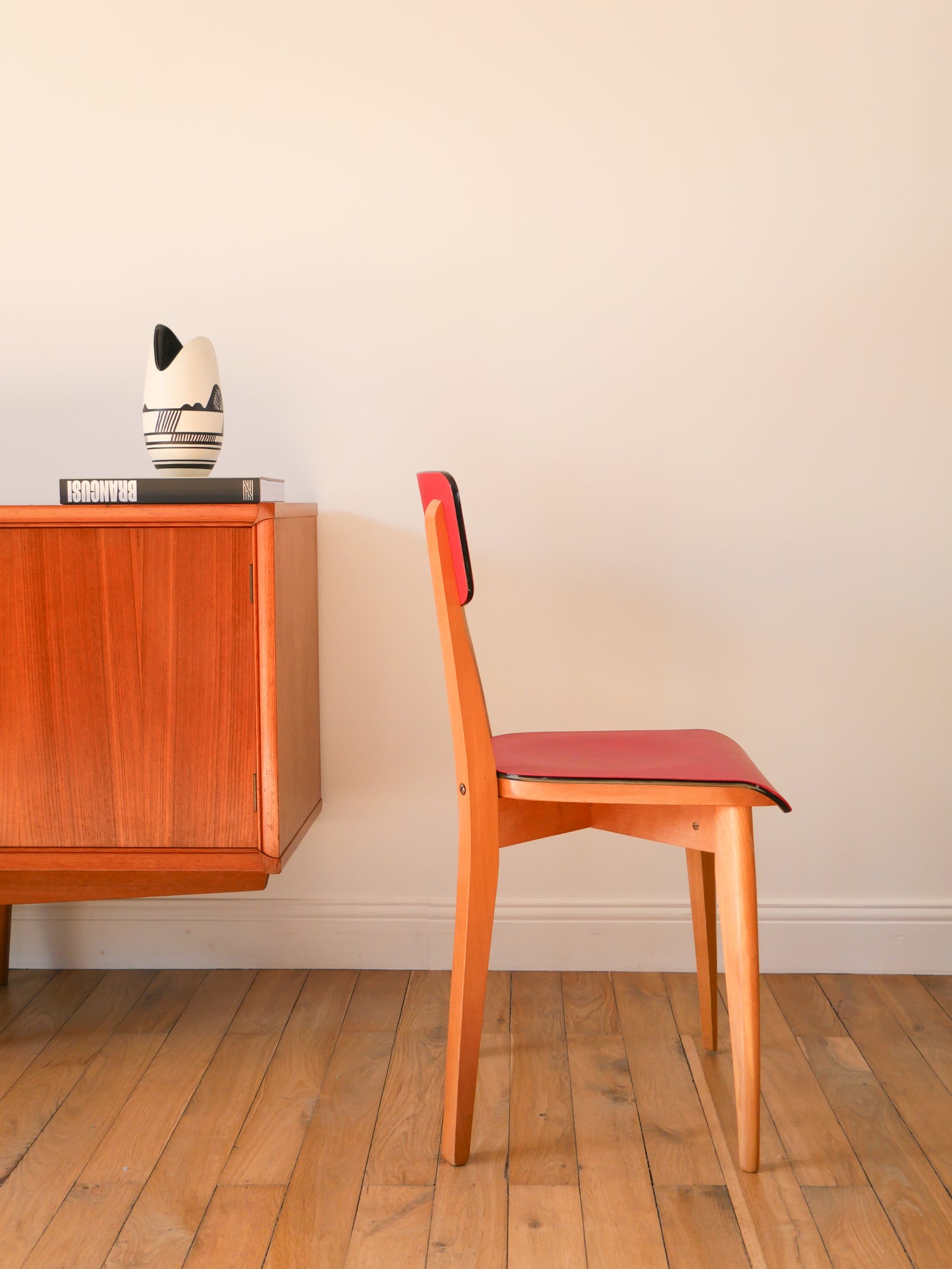 Chaise en bois de hêtre et assise Rouge, 1960