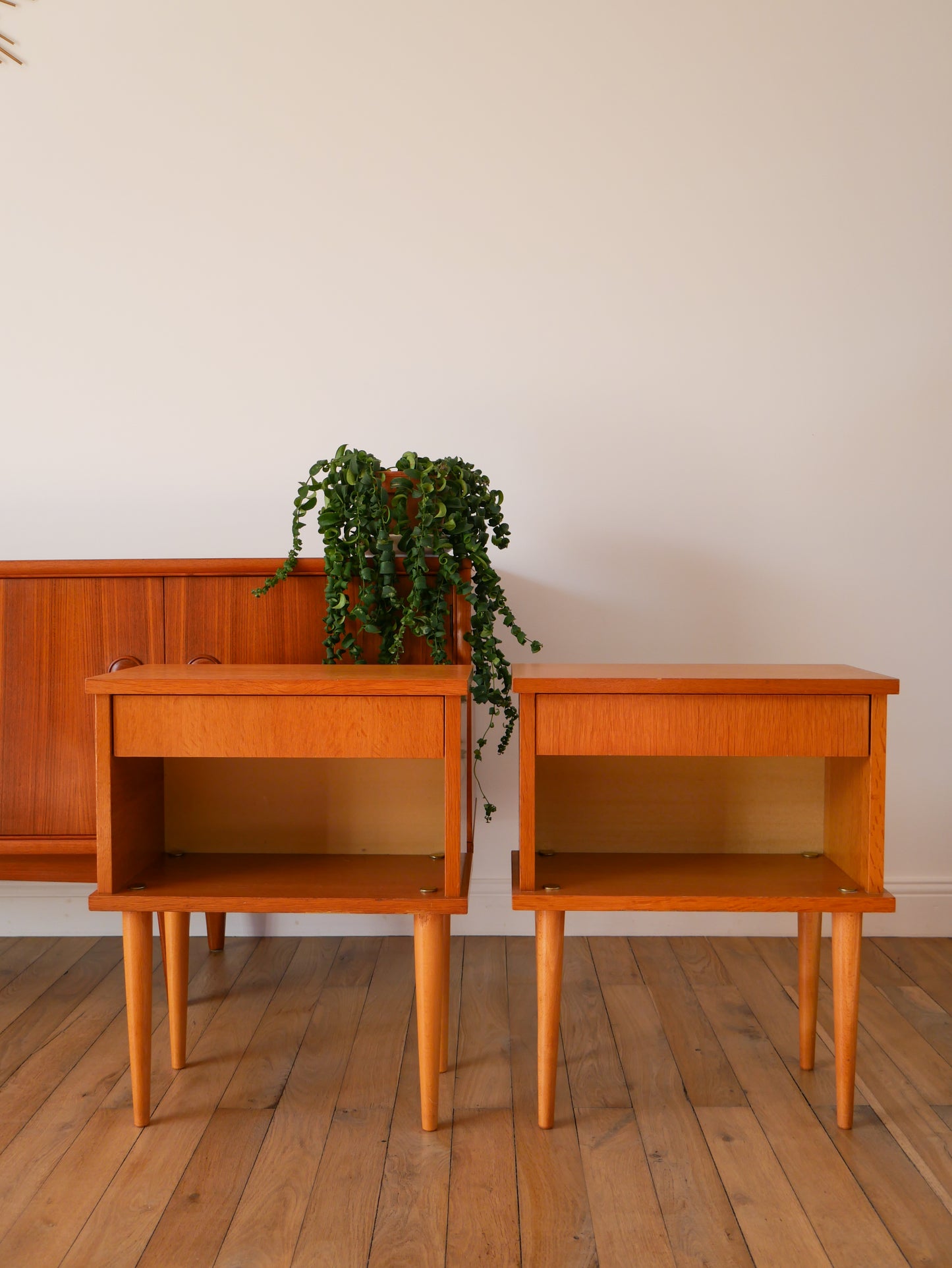 Paire de chevets Scandinaves en chêne clair, 1960, Design, 1960