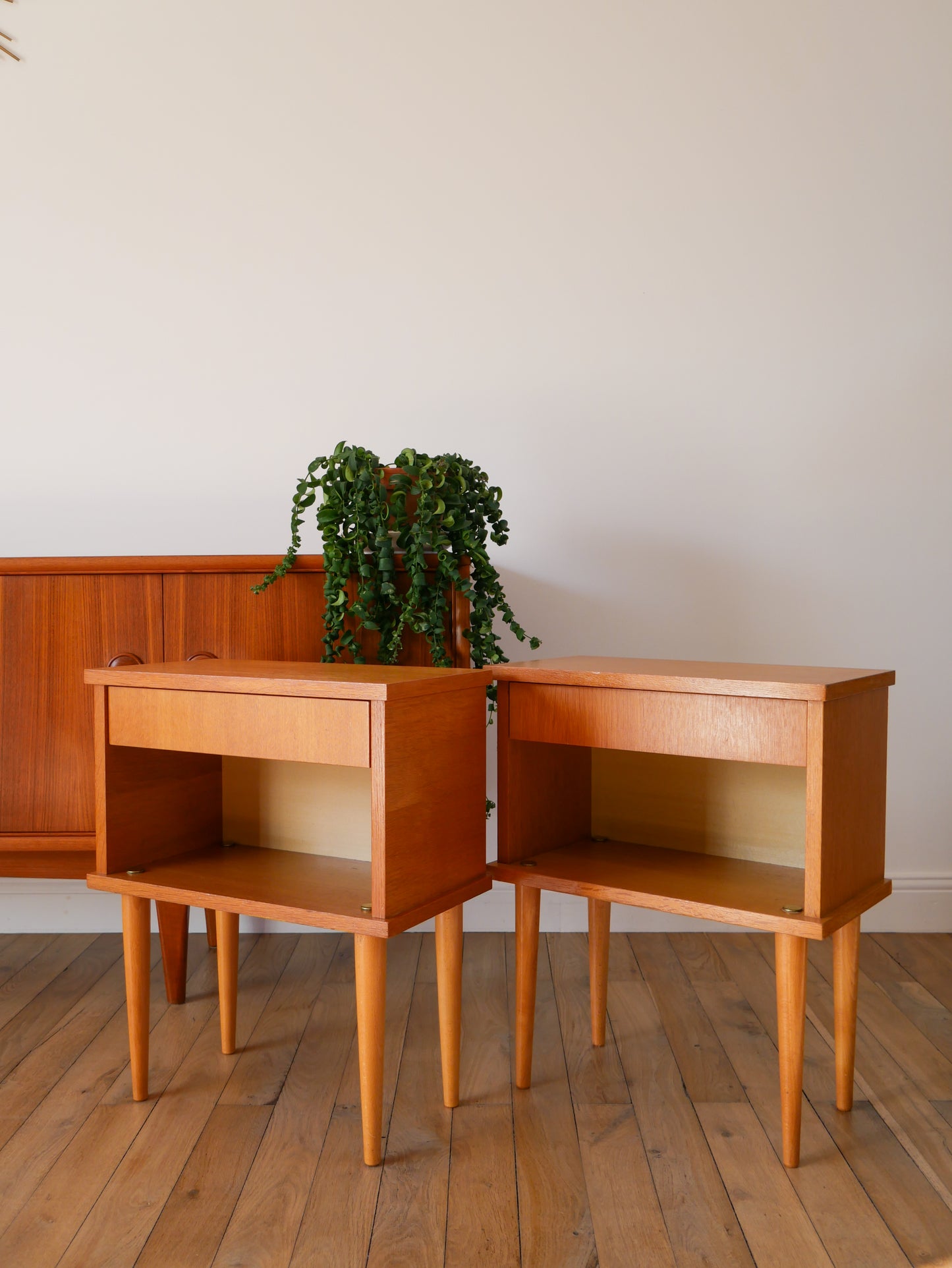 Paire de chevets Scandinaves en chêne clair, 1960, Design, 1960