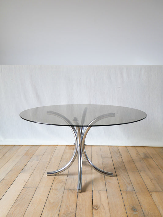 Table basse ronde en verre fumé et chrome piètements étoile design 1970