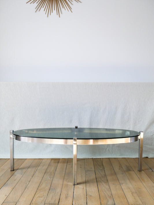 Table basse ovale en verre fumé et chrome design 1970