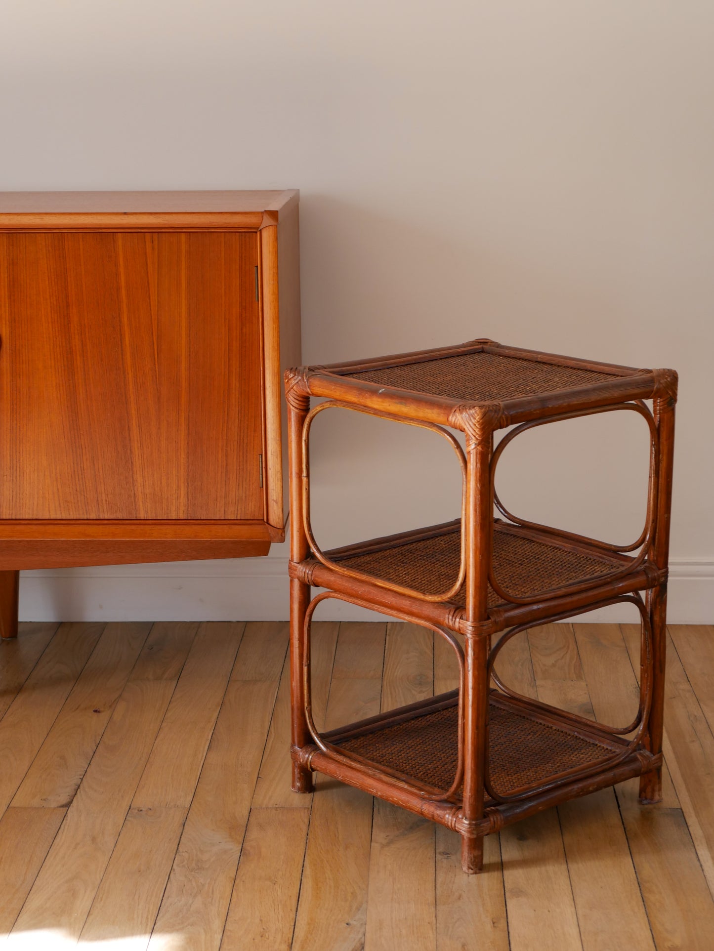 Table d'appoint en rotin et cannage Marron, 1970