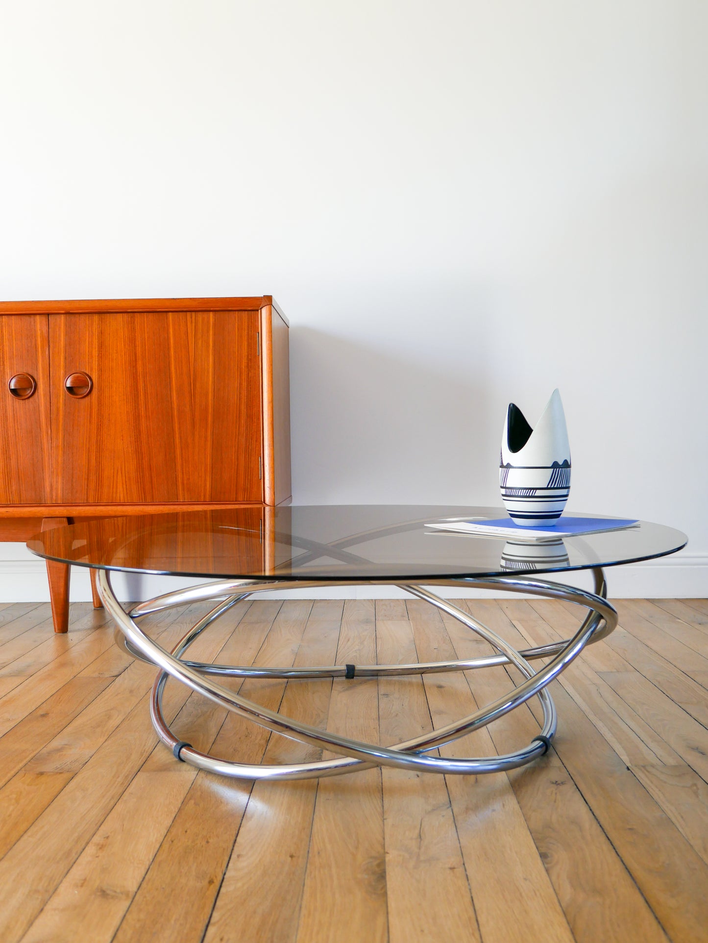 Table basse ronde en chrome et verre fumé par Miniforms "Swirl", Made in Italy, Design Space Age, 1970