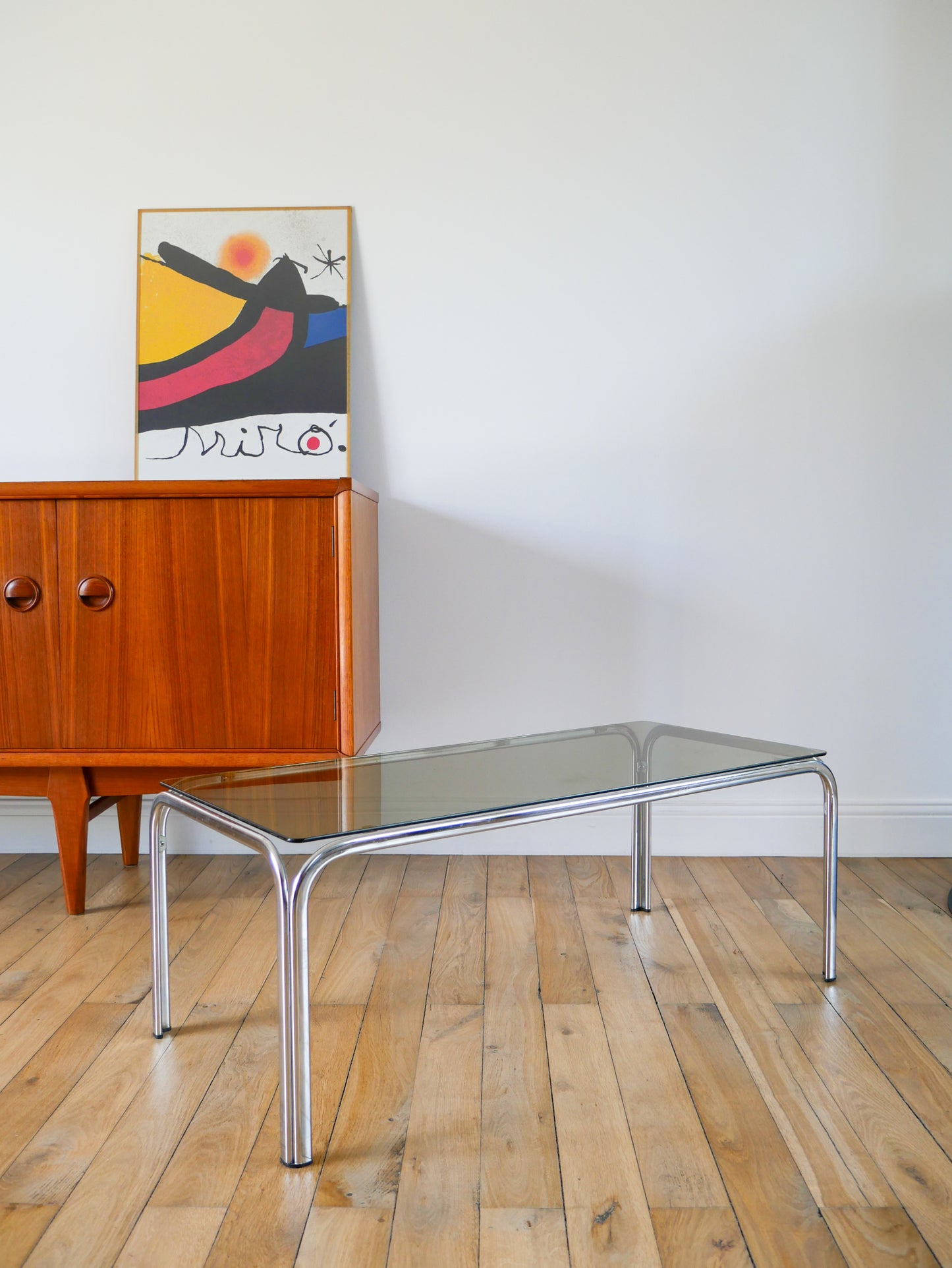 Table basse rectangulaire en chrome et verre fumé, pieds tubulaires, Design,1970