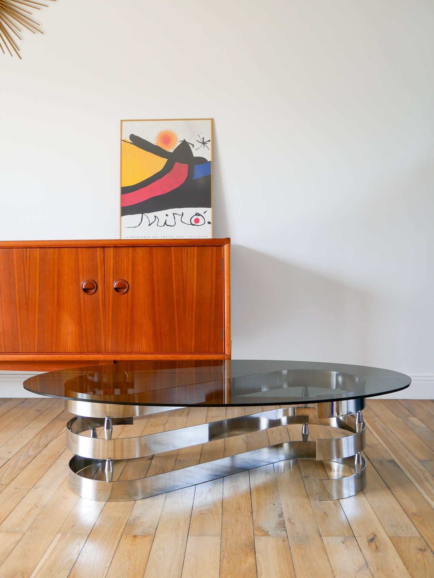 Table basse ovoïde en verre fumé et chrome, piètement en S, Design, 1970