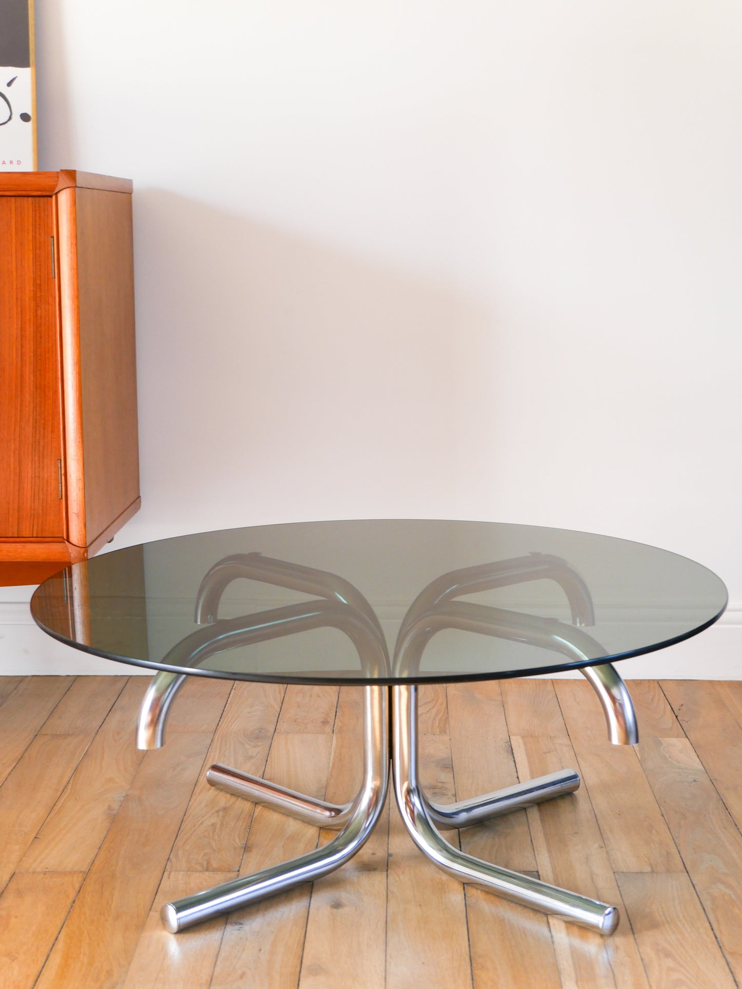 Table basse tubulaire ronde en verre et chrome, piètements étoile, Design, 1970