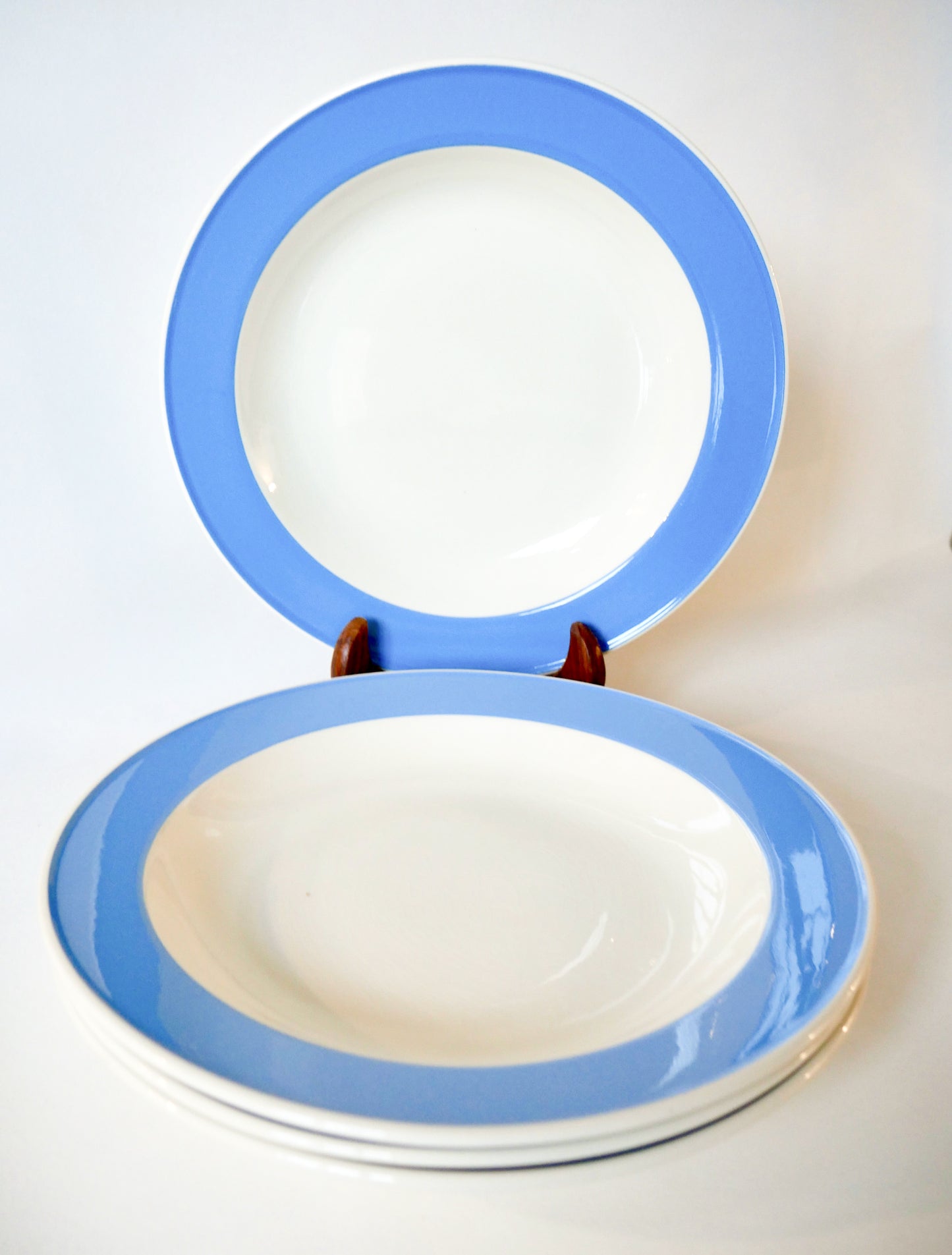 Lot de 4 assiettes creuses Villeroy & Boch modèle Orléans bleu ciel années 50