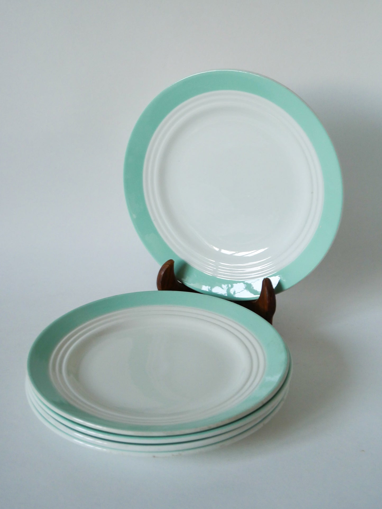 Lot de 5 assiettes à dessert Saint-Amand bord coloré menthe 1950