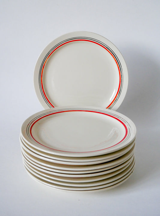 Lot de 11 assiettes à dessert Villeroy & Boch à liserés rouge orangé et argent 1960