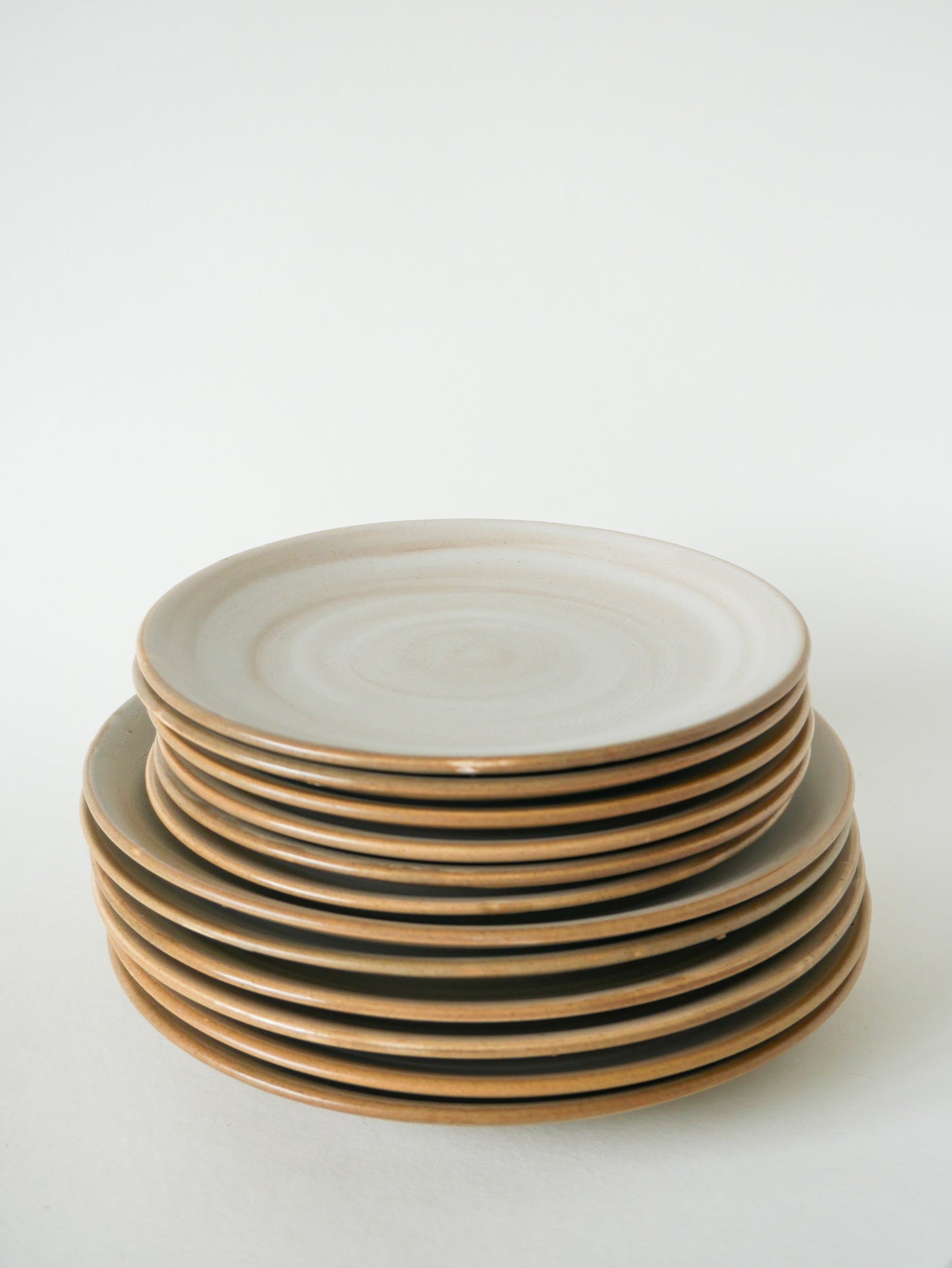 Lot de 6 assiettes plates en grès Niderviller, 1960