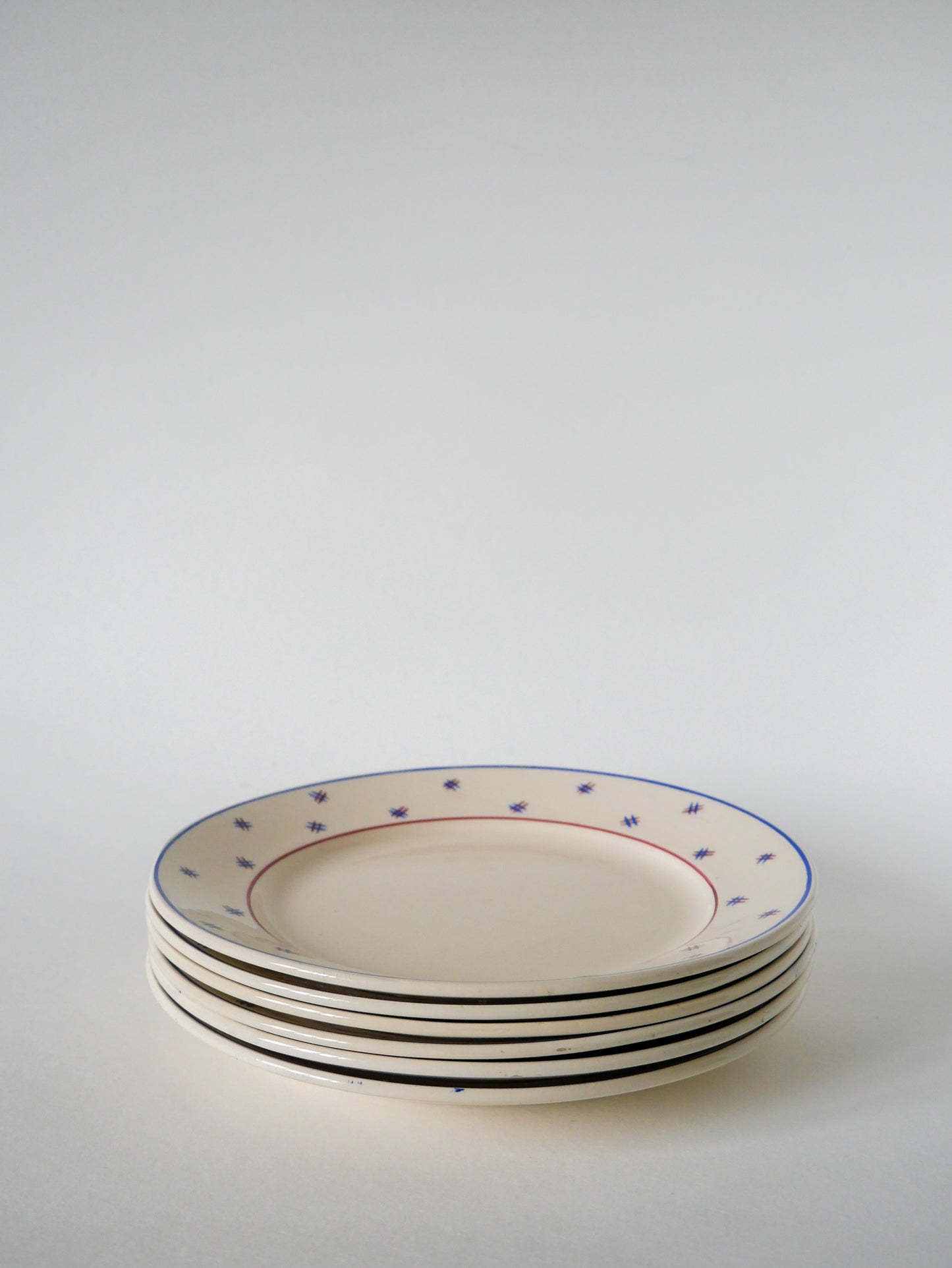 Lot de 6 assiettes plates, Lunéville modèle E Pierrée, 1940