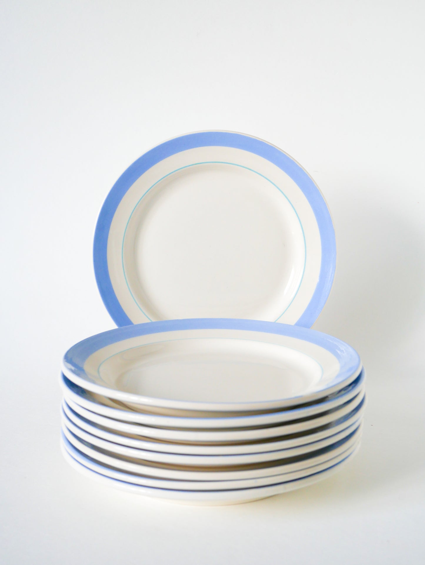 Lot de 9 assiettes à dessert à liseré Bleu Ciel, 1960