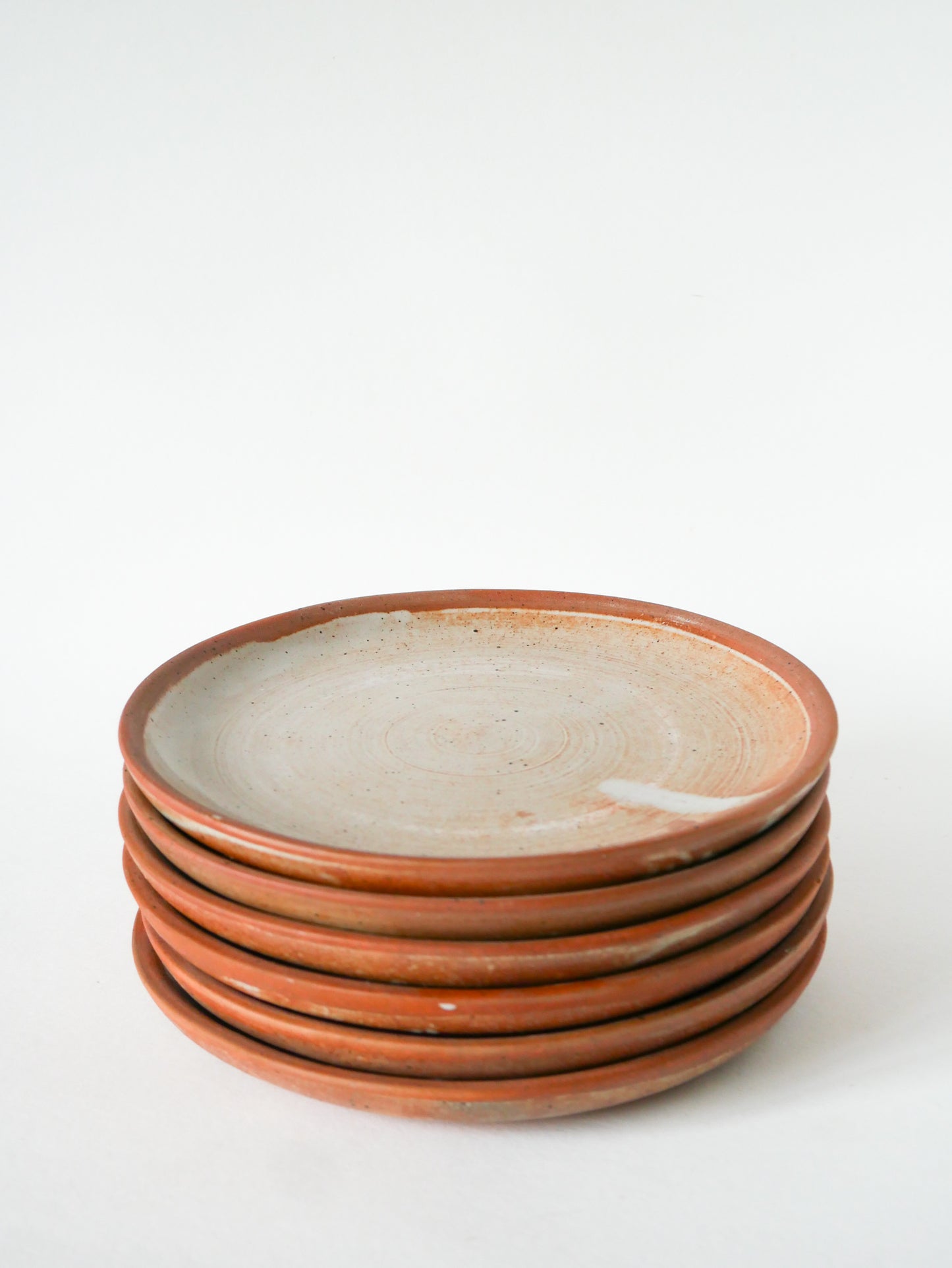 Lot de 6 assiettes plates en grès artisanal, 1970