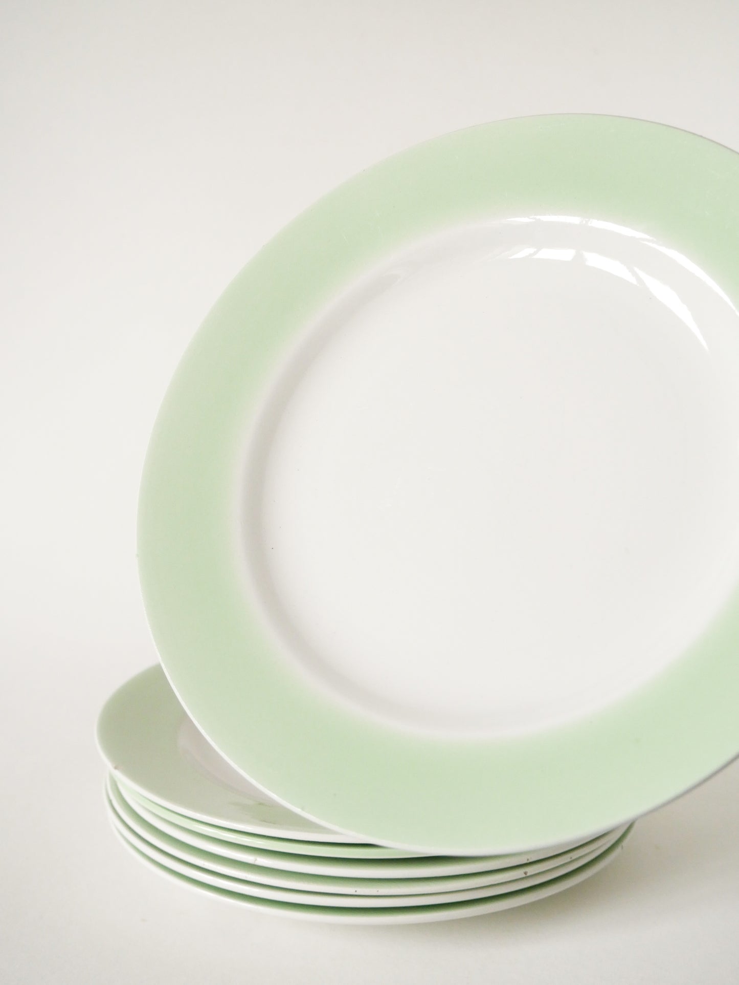 Lot de 7 assiettes plates St Amand Céranord, Liseré Vert Pomme, 1960