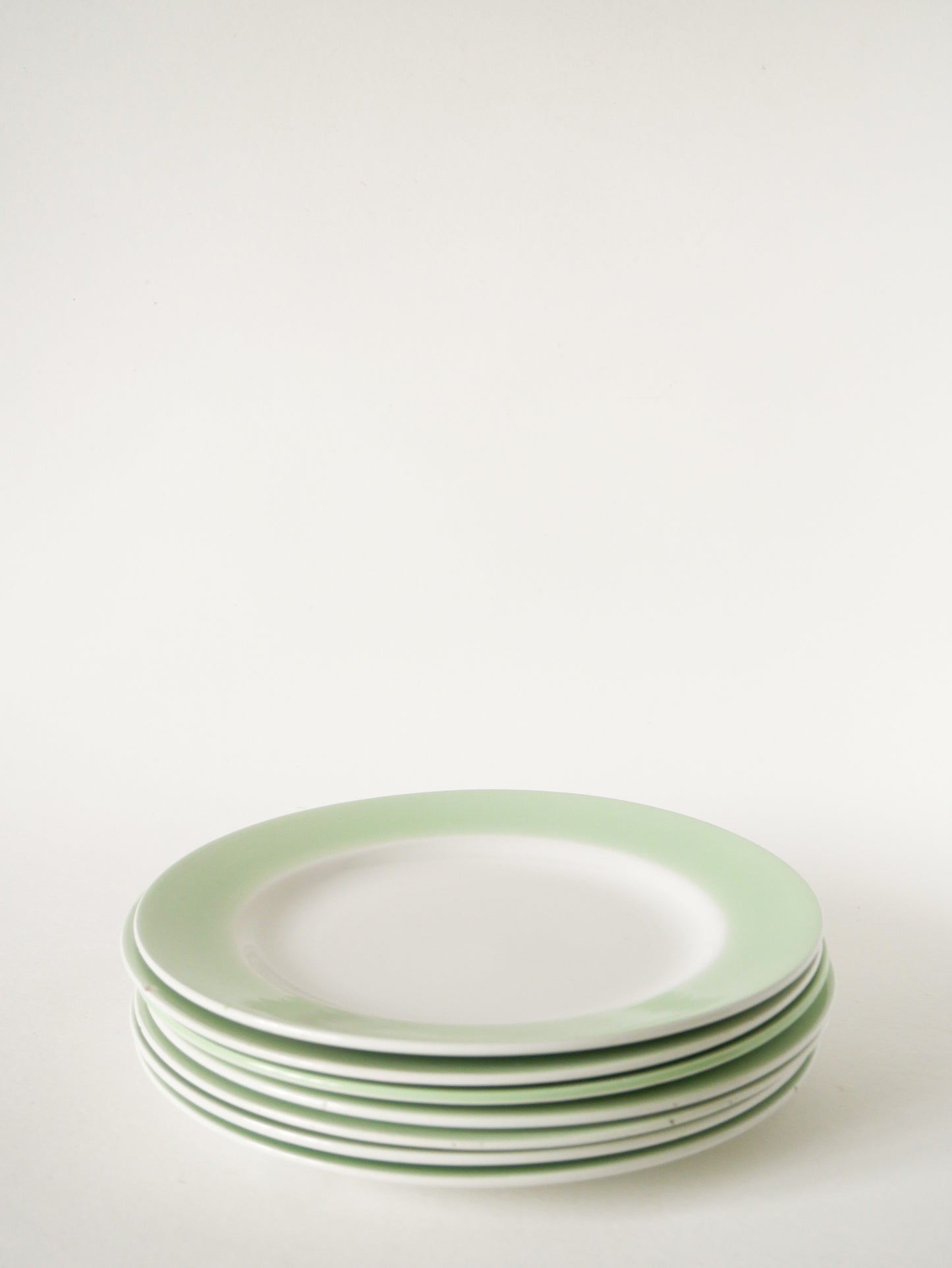 Lot de 7 assiettes plates St Amand Céranord, Liseré Vert Pomme, 1960