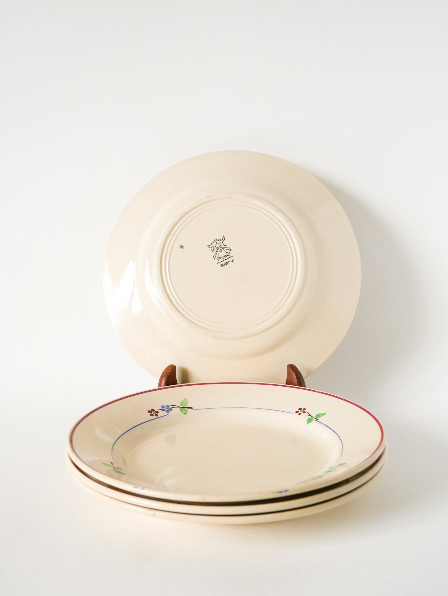 Ensemble de 4 assiettes plates Moulin des Loups, Modèle "Isabelle", 1950