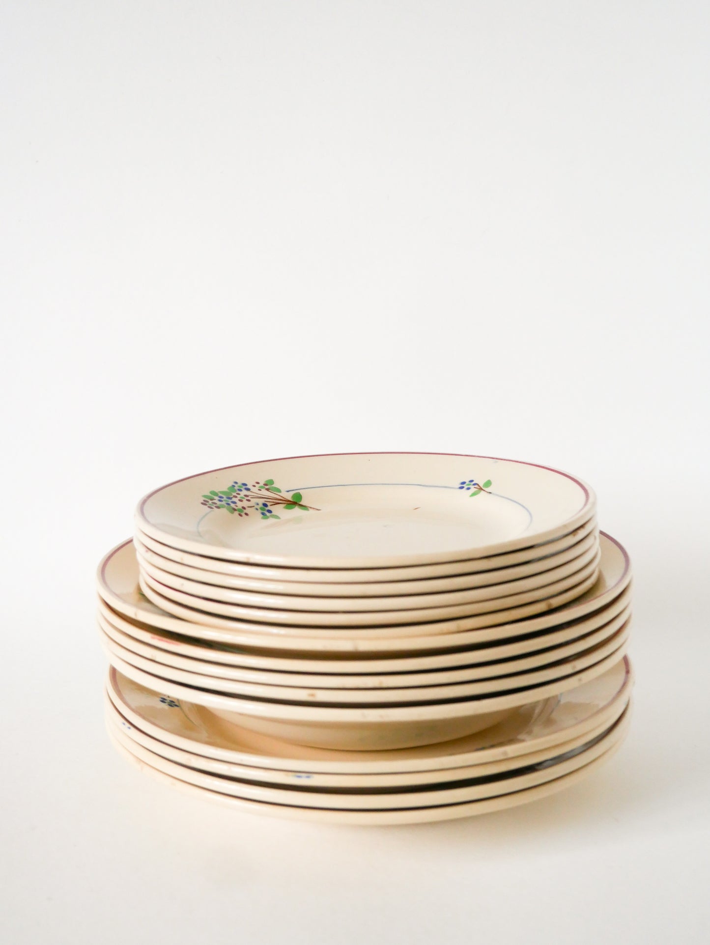 Ensemble de 4 assiettes plates Moulin des Loups, Modèle "Isabelle", 1950