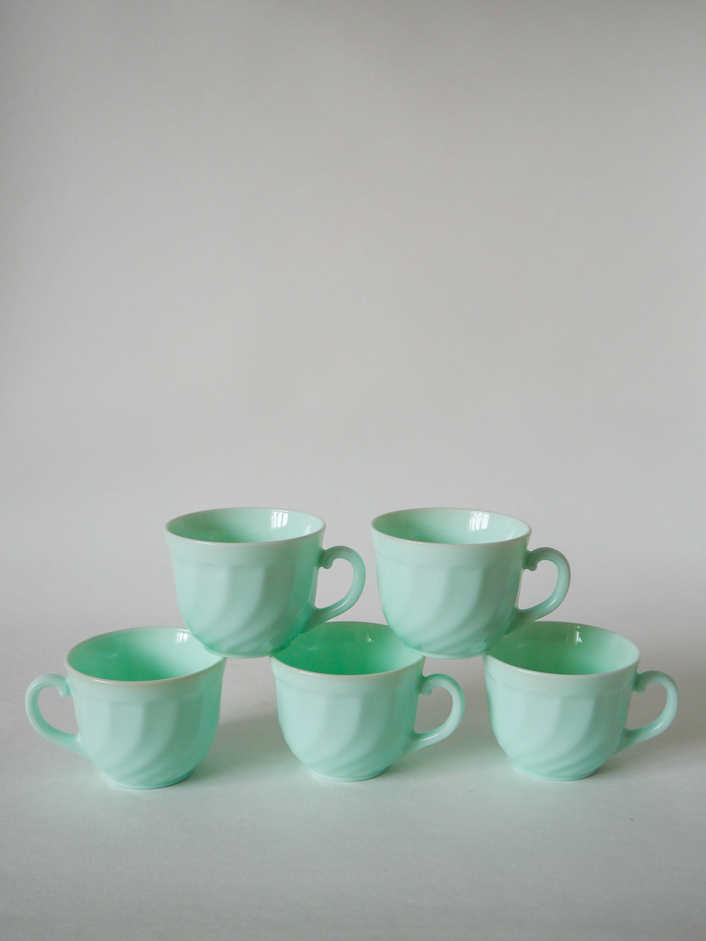 Lot de 5 tasses à café en vert Mint Arcopal 1970